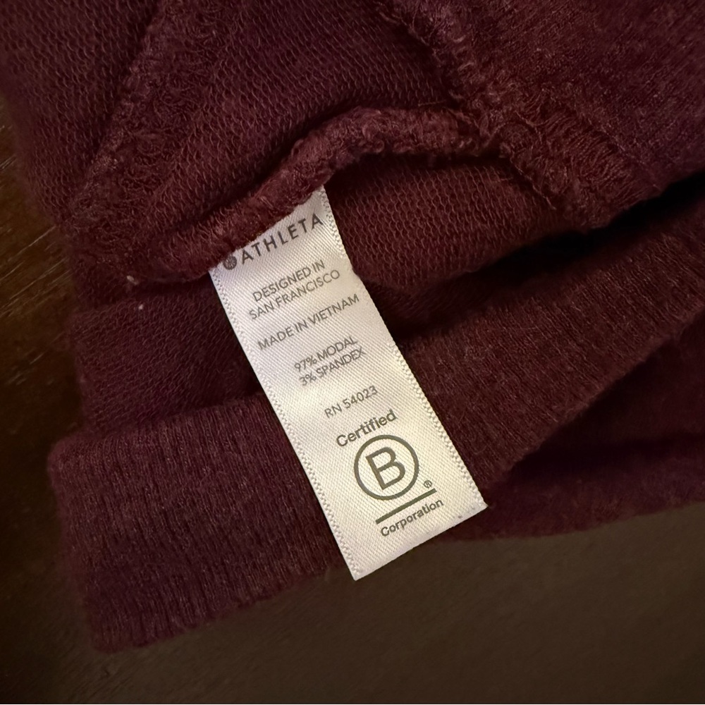 Athleta Deep Purple Long Sleeve‎ Top - Picture 5 of 5